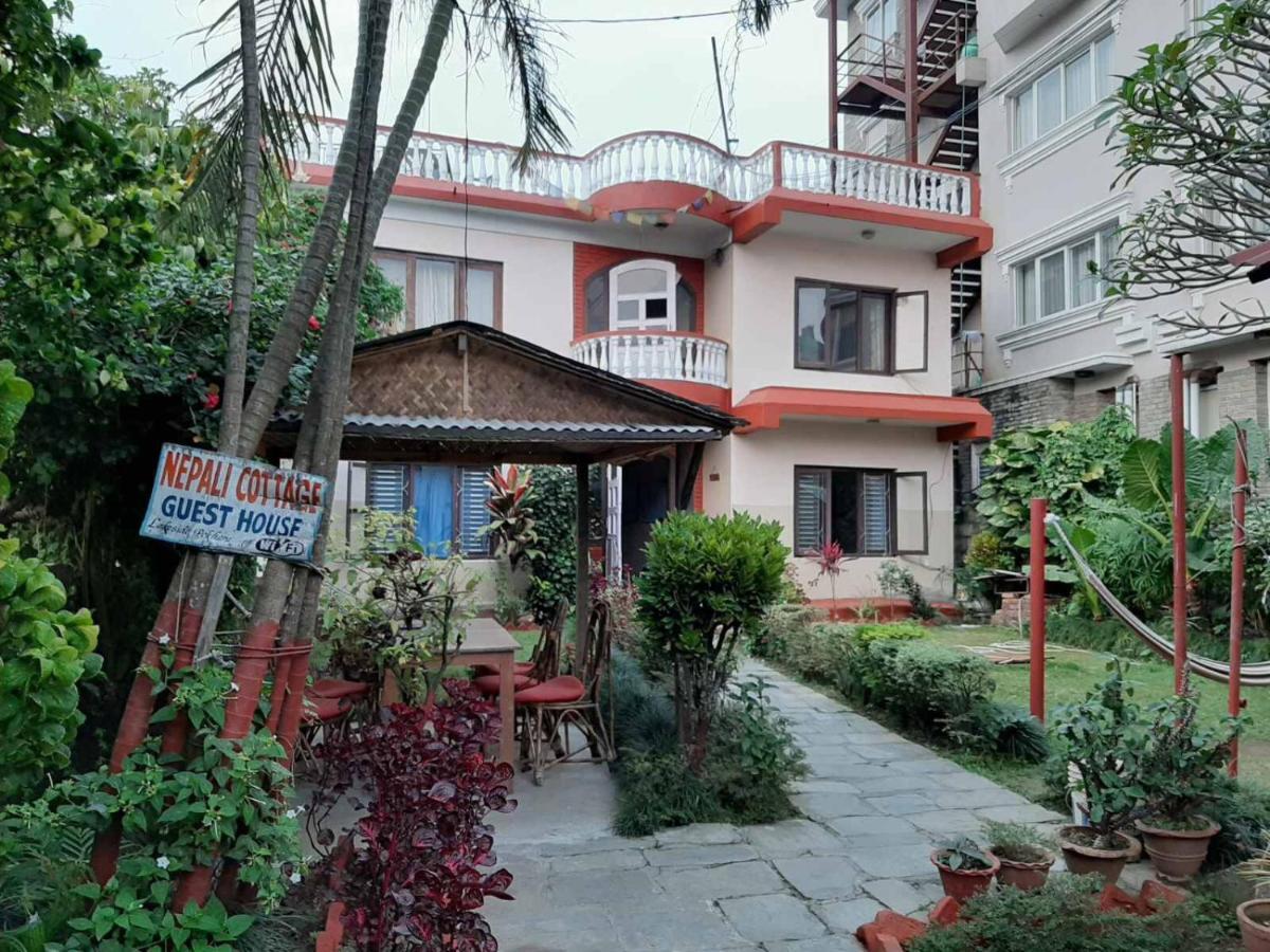 Nepali Cottage Guest House Pokhara Extérieur photo
